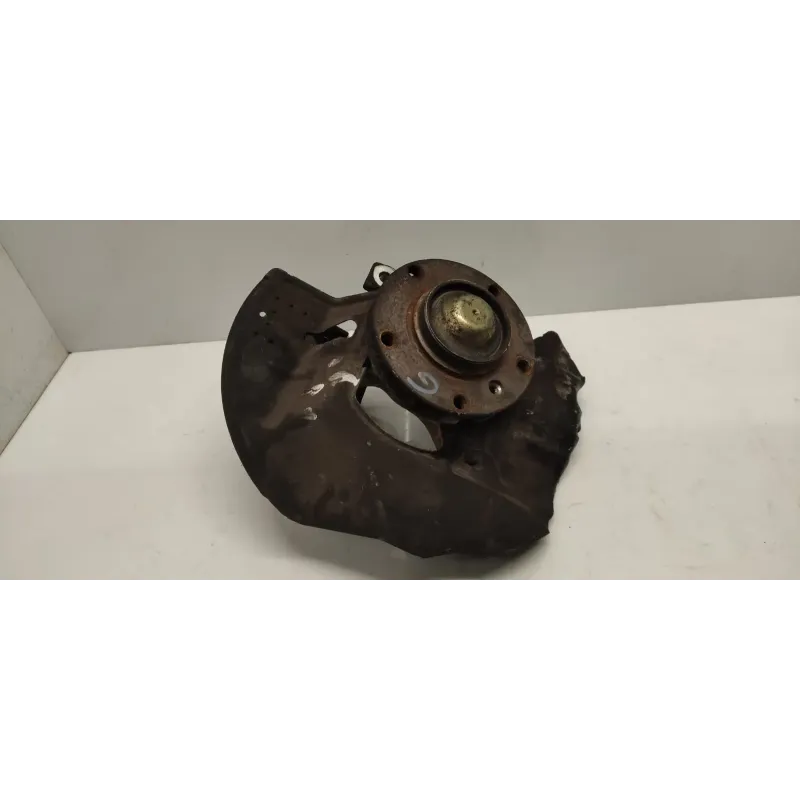 Pivot avant gauche bmw serie 3 e46