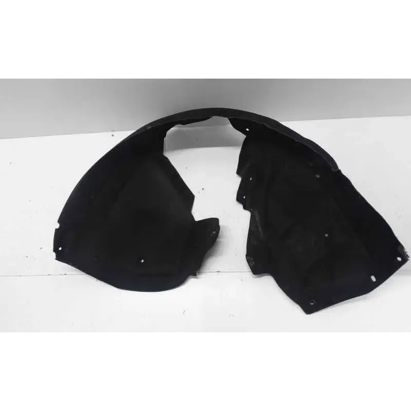 Pare-boue aile avant droite