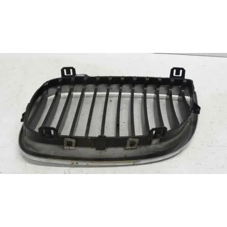 Calandre droit bmw serie 1 e87/e81