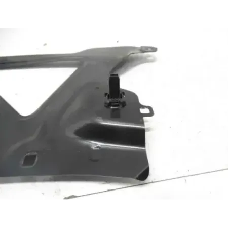 Armature avant bmw serie 6 g32 gt