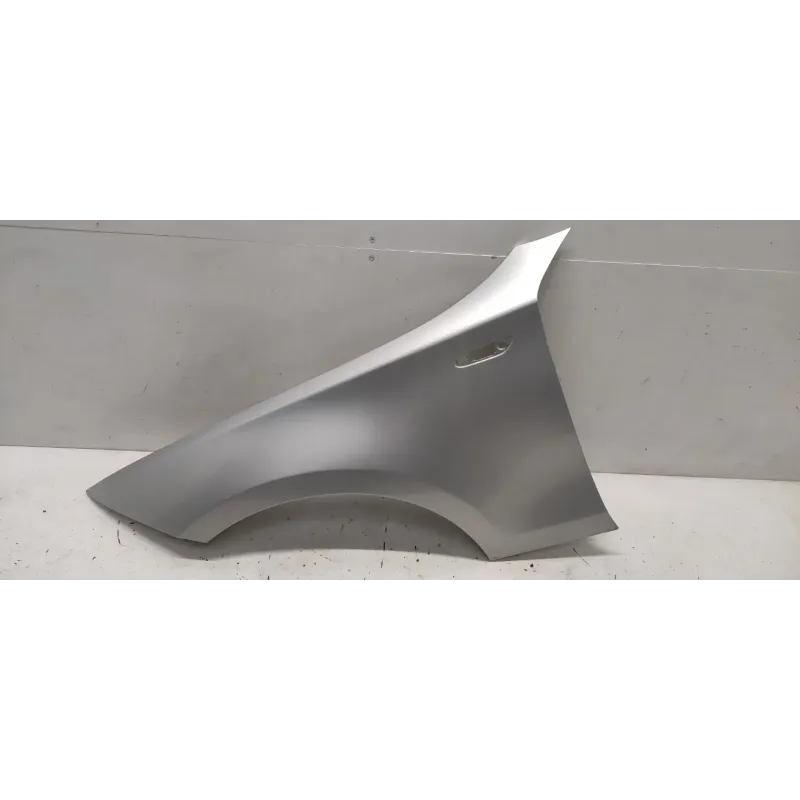 Aile avant gauche bmw serie 1 e87/e81