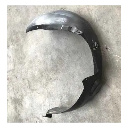 Pare-boue aile avant droite