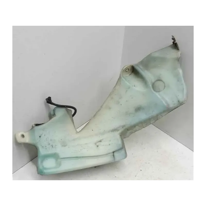 Reservoir lave-glace avant audi a4 8h