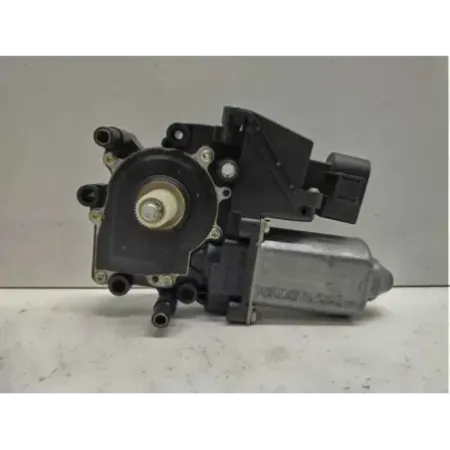 Moteur leve-glace arriere droit audi a4 8d b5