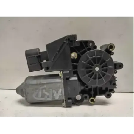 Moteur leve-glace arriere droit audi a4 8d b5