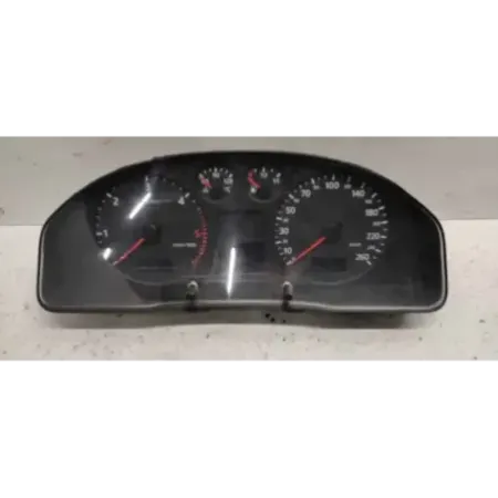 Compteur audi a4 8d