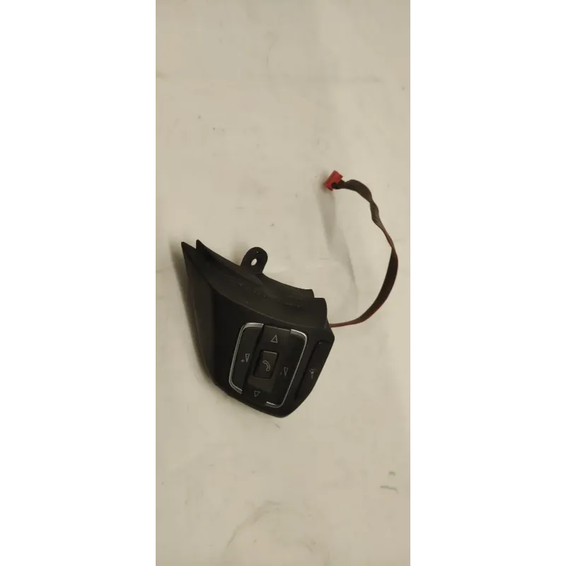 Commande au volant volkswagen polo 6r/6c