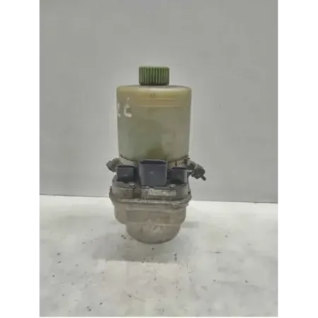 Pompe direction assistee volkswagen polo 9n iv