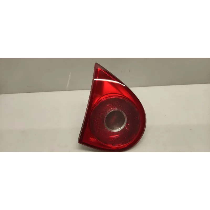 Feu arriere interieur gauche volkswagen golf 5 v