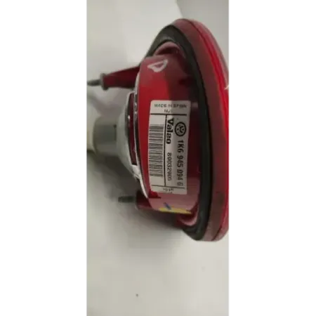 Feu arriere interieur droit volkswagen golf 5