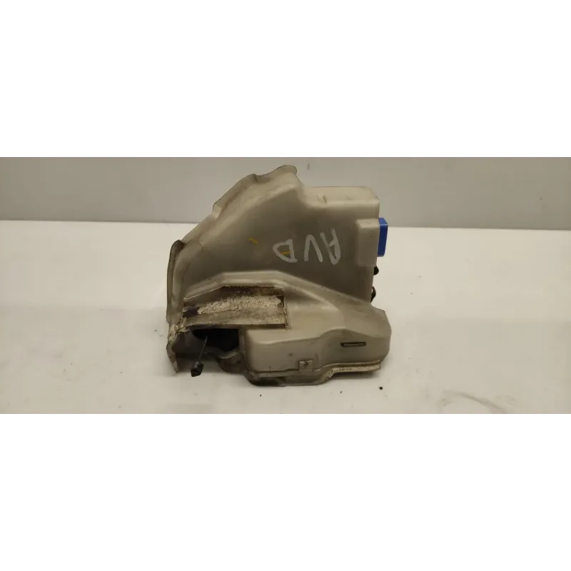 Serrure porte avant droit volkswagen golf 5