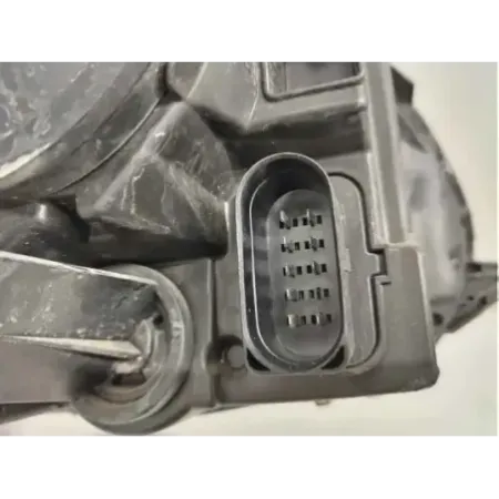 Phare gauche volkswagen golf 5 v