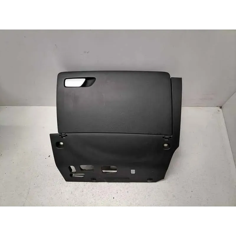 Boite a gants audi a3 8v