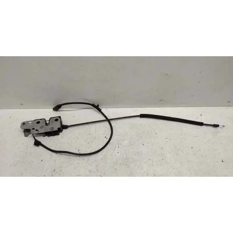 Serrure capot volkswagen golf 6