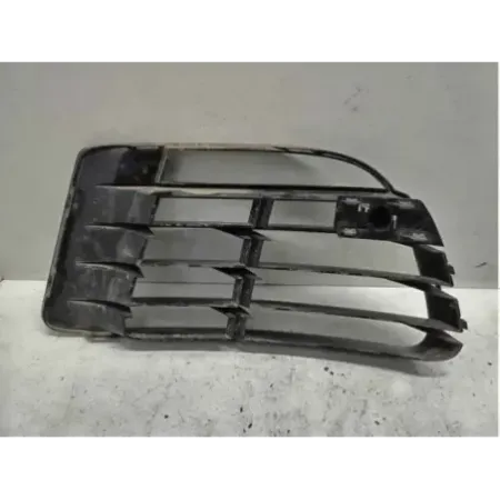 Grille de pare choc avant droit volkswagen golf 6 vi