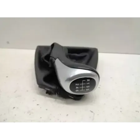 Pommeau levier vitesses