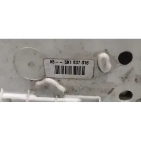 Serrure porte avant droit volkswagen golf 6