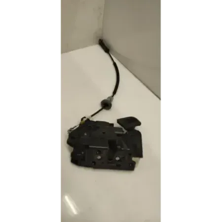 Serrure porte avant droit volkswagen golf 6