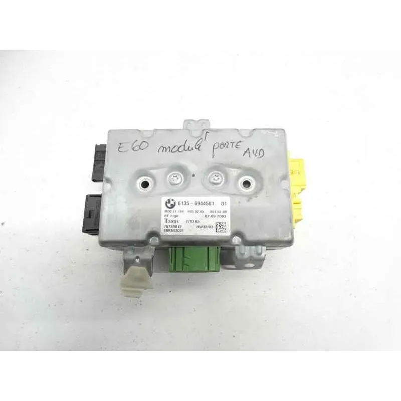 Airbag porte avant droit