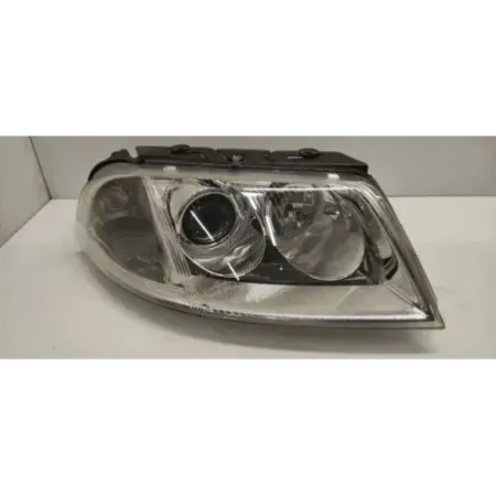 Phare droit volkswagen passat 3b b5