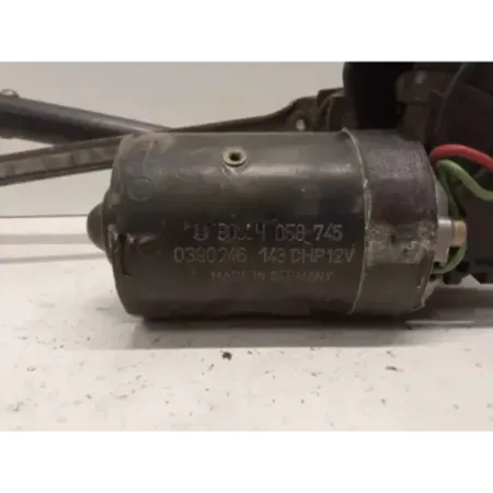 Moteur essuie-glace avant
