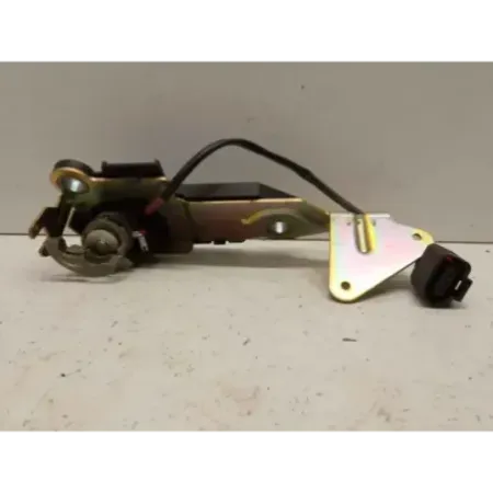 Serrure malle arriere