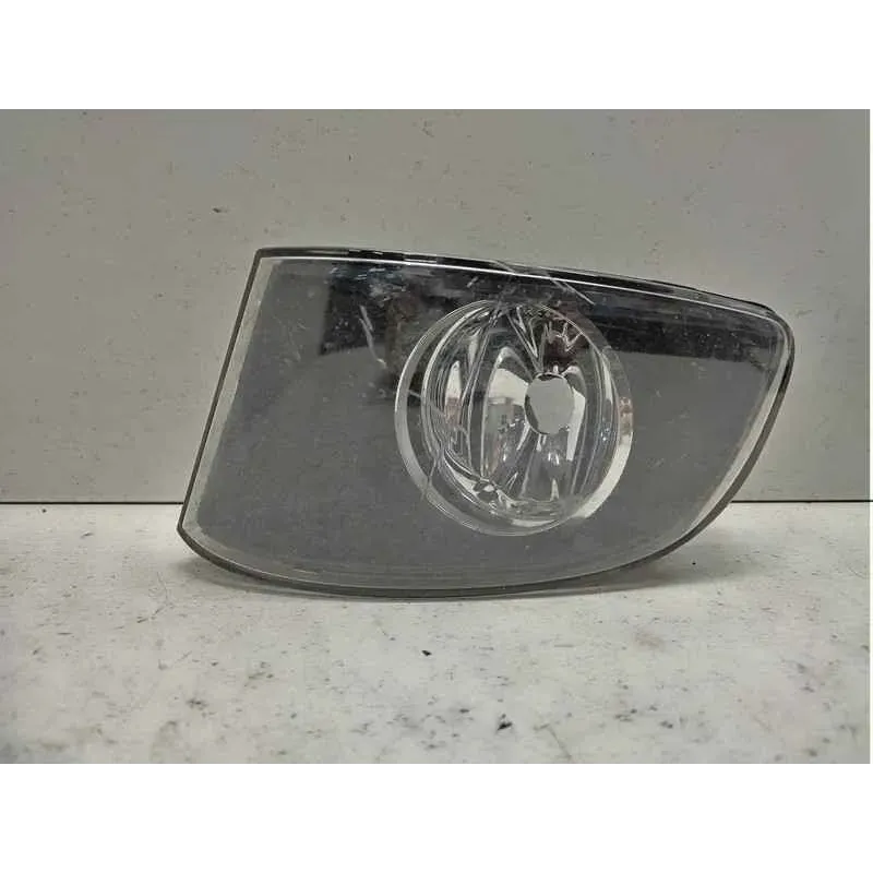 Phare anti-brouillard gauche