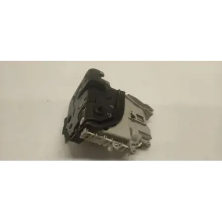 Serrure porte arriere droite audi a3 8v