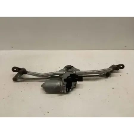 Moteur essuie-glace avant