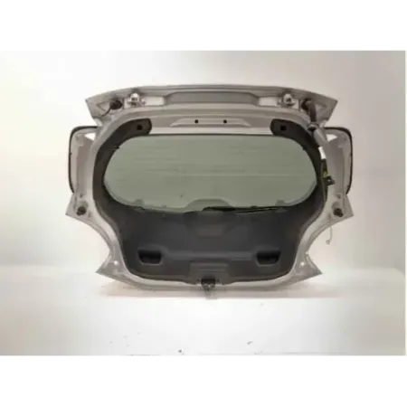 Malle / hayon / coffre peugeot 208