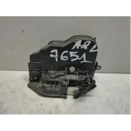 Serrure porte arriere droite bmw serie 1 e87/e81