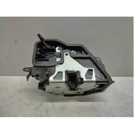 Serrure porte arriere droite bmw serie 1 e87/e81