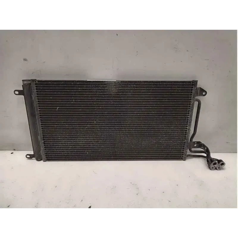 Condenseur climatisation audi a1 8x