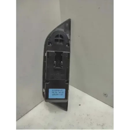 Commande leve-glace porte avant gauche bmw x1 e84