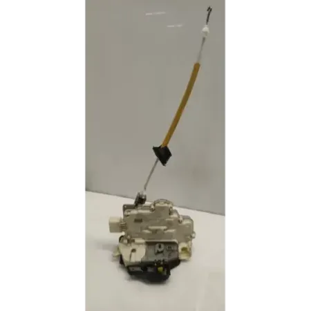 Serrure porte avant droit audi a3 8p