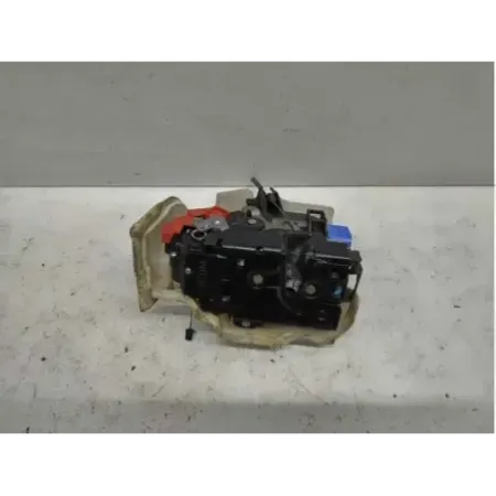 Serrure porte avant gauche volkswagen golf 5 v