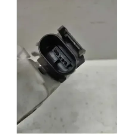 Serrure porte avant droit audi a3 8l