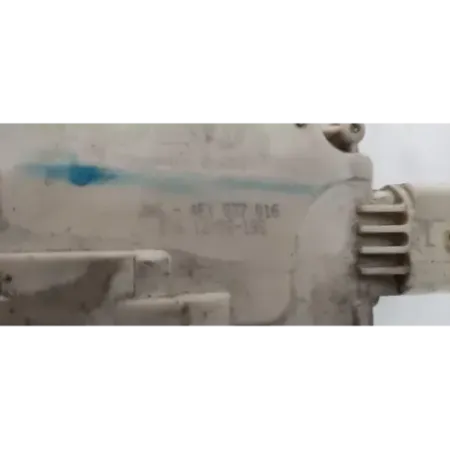 Serrure porte avant droit audi a3 8p