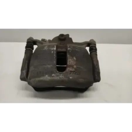 Etrier de frein avant droit audi a3 8v