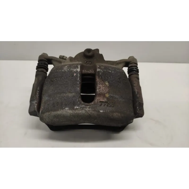 Etrier de frein avant droit audi a3 8v