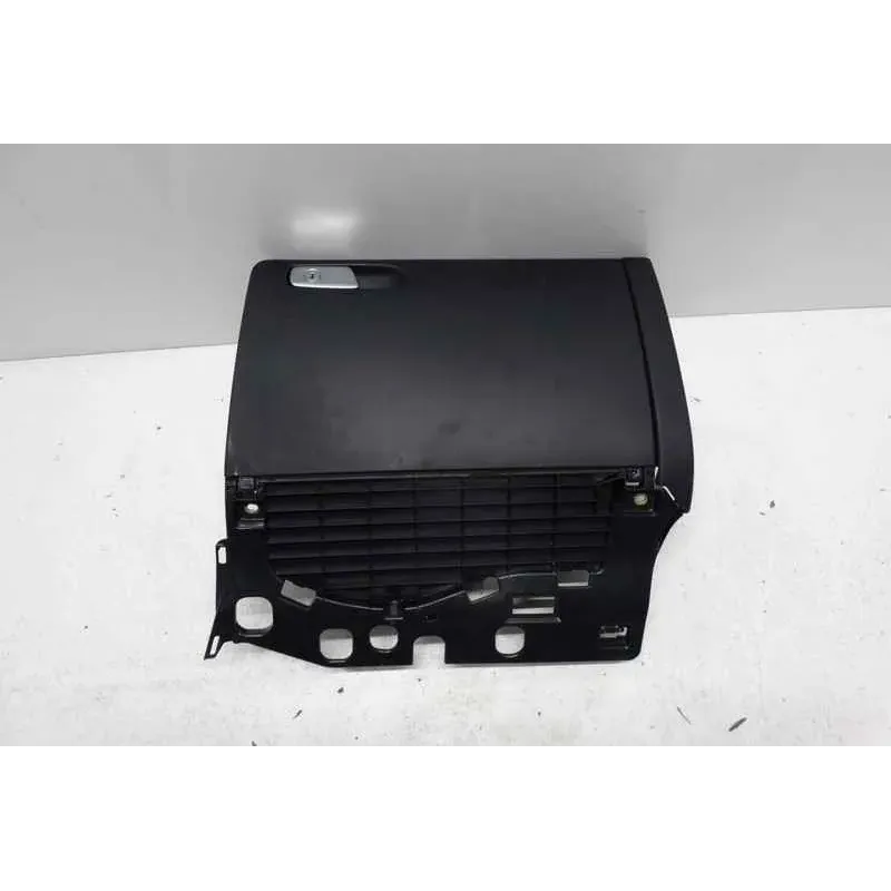 Boite a gants audi a4 8k b8