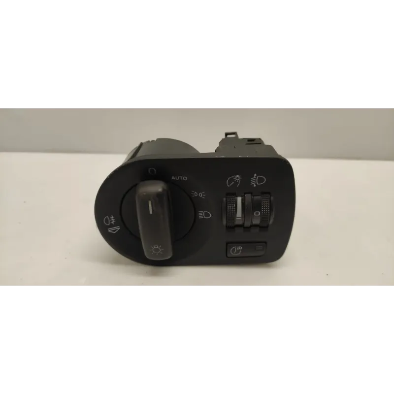 Commande eclairage audi a3 8p