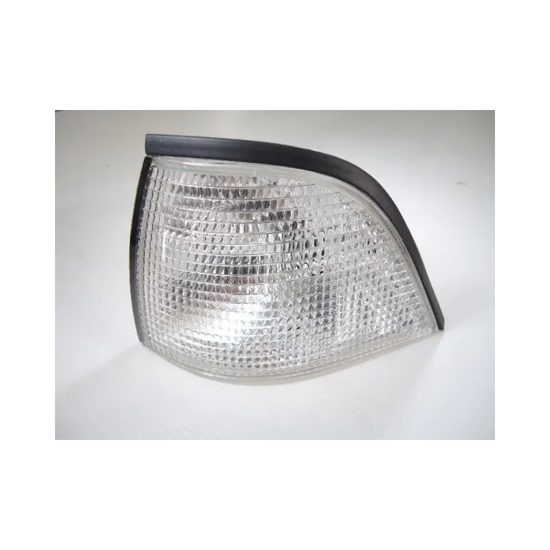 Clignotant avant gauche