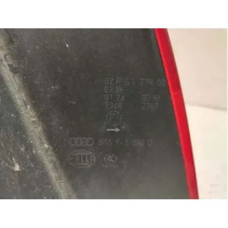 Feu arriere droit audi a4 8k b8