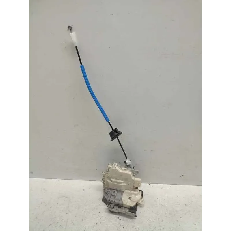 Serrure porte avant droit audi a4 8k b8