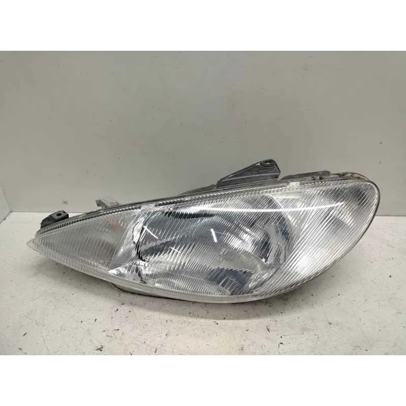 Phare gauche peugeot 206