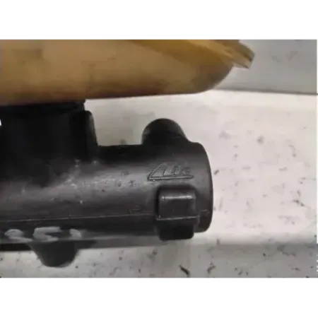 Maitre cylindre frein bmw serie 5 e34