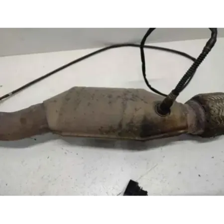 Catalyseur gauche audi a6 4b