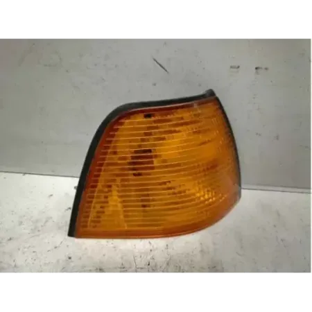 Clignotant avant droit bmw serie 3 e36