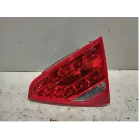 Feu arriere interieur droit audi a5 8t/8f